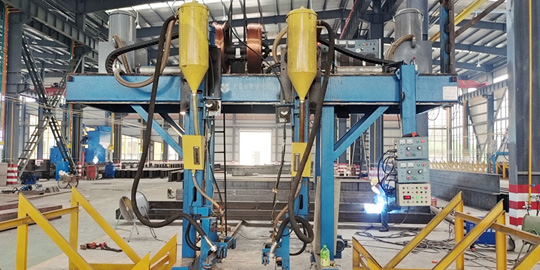 H - section steel welding machine